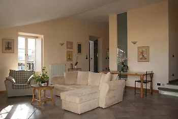 Bright Loft Apartment Lucca
